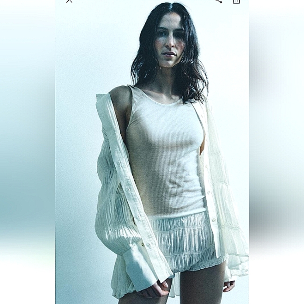 ZARA SEMI SHEER RIB OISTER WHITE SLEEVELESS TOP